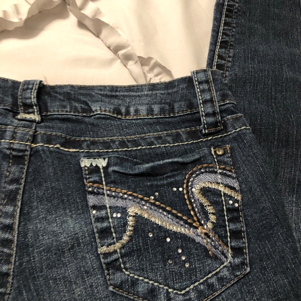 Wallflower jeans size 7